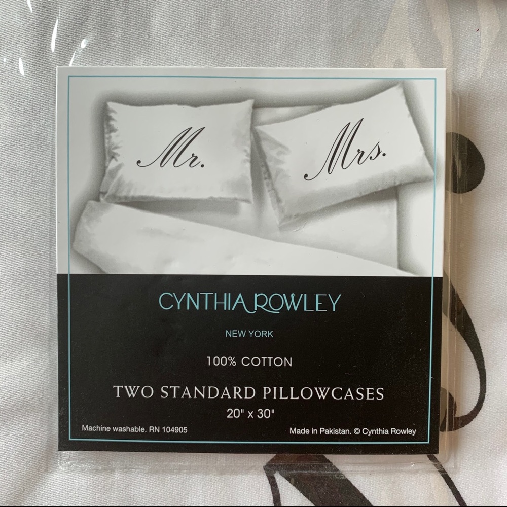 CYNTHIA ROWLEY Mr. & Mrs. Standard Pillowcase Set